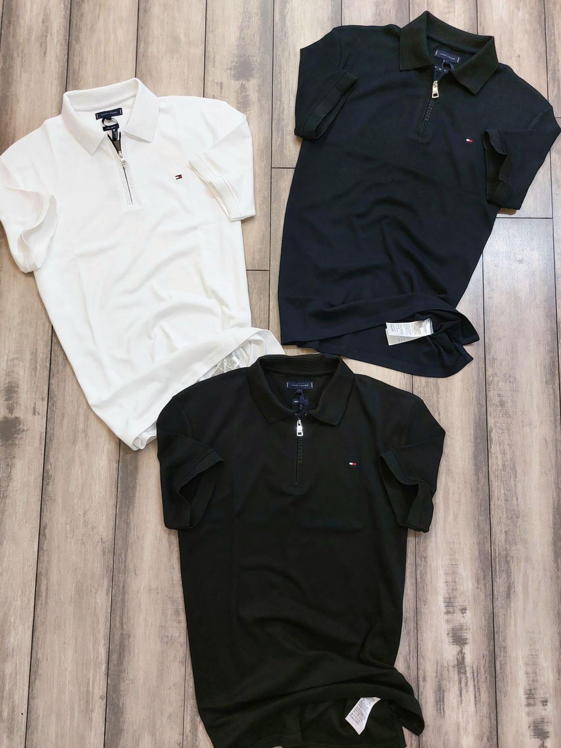 ​Tommy Premium Quality Collar Neck Half Sleeve Men&#39;s T-shirt - 52 Pc