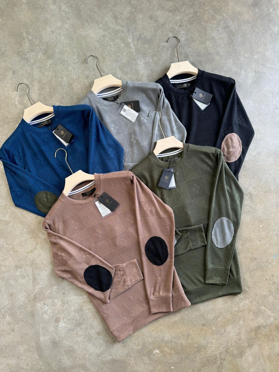 Rare rabbit Premium Quality Round Neck Full  Raglon sleeves Men&#39;s Pullovers - 44 Pc