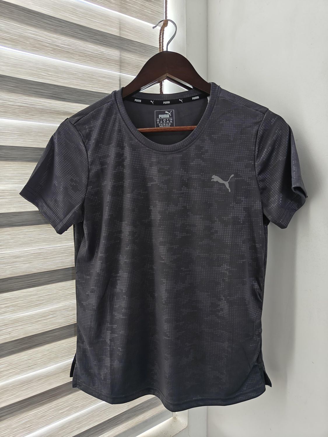PUMA Premium Quality Fourway Lycra Active Wear Round Neck Half Sleeve Women&#39;s T-shirt - 34 Pc