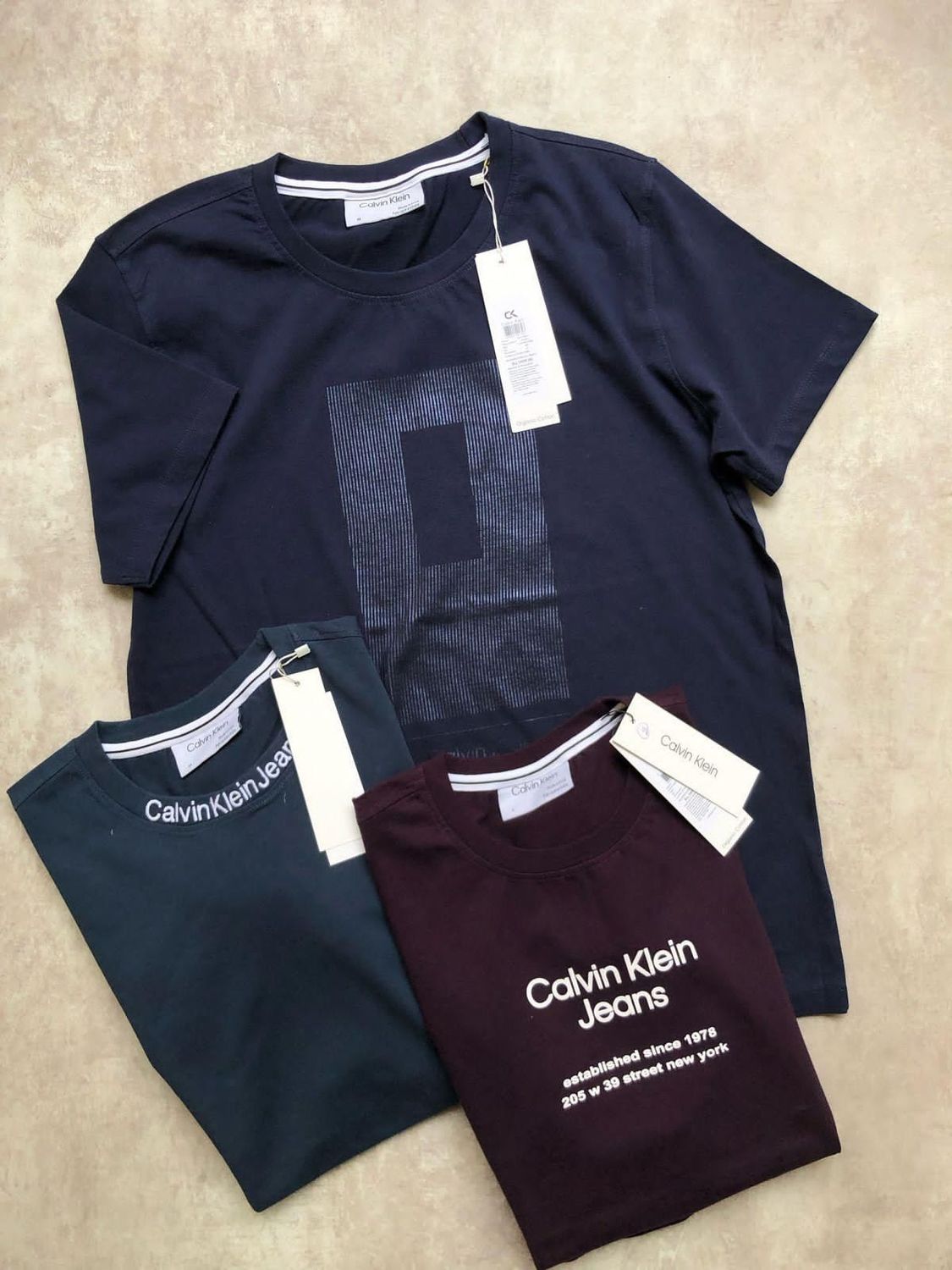 ​Calvin Klein Premium Quality Cotton Lycra Crew Neck Half Sleeve Men&#39;s T-shirt - 70 Pc