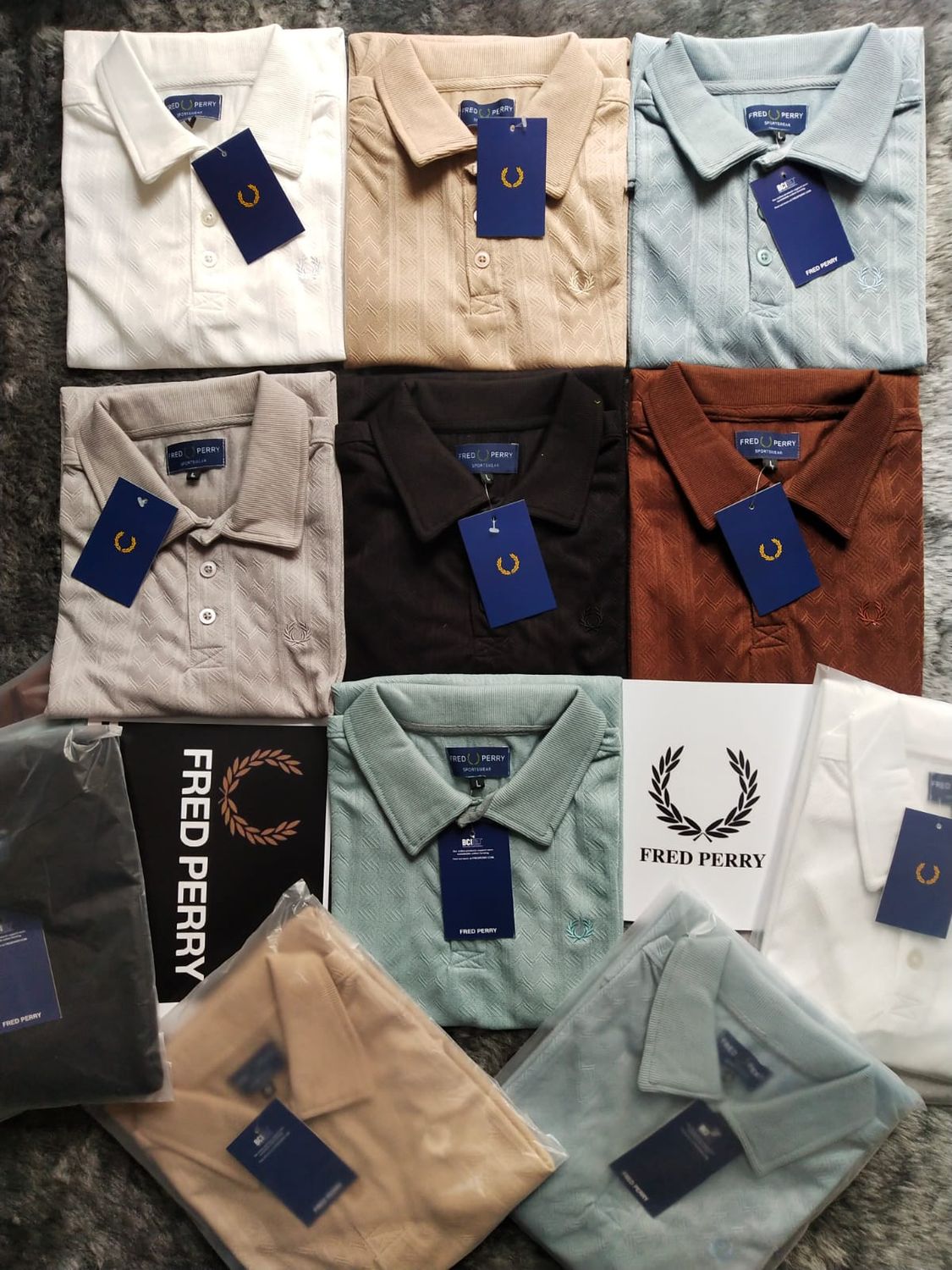 ​FRED PERRY Premium Quality Collar Neck Half Sleeve Men&#39;s T-shirt - 60 Pc