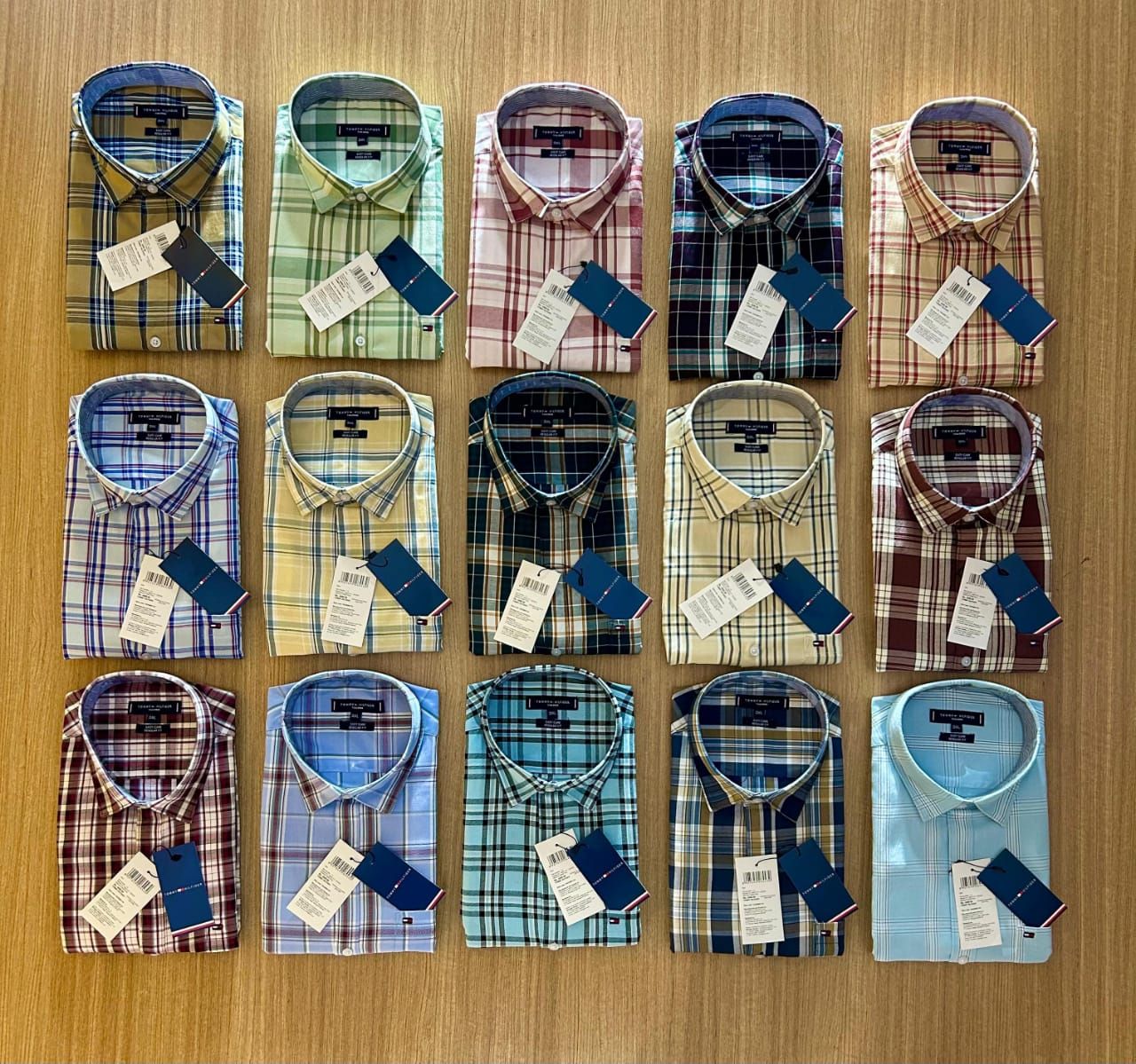 Tommy Premium Quality Oxford chacks Full Sleeve Men&#39;s Shirt - 64 Pc