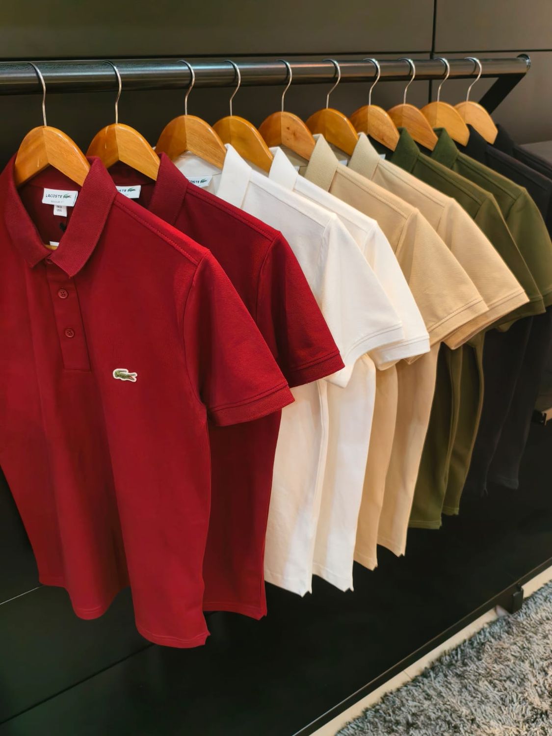 Men&#39;s Branded Premium Quality Cotton Collar Neck Half Sleeve Men&#39;s T-shirt - 44 Pc