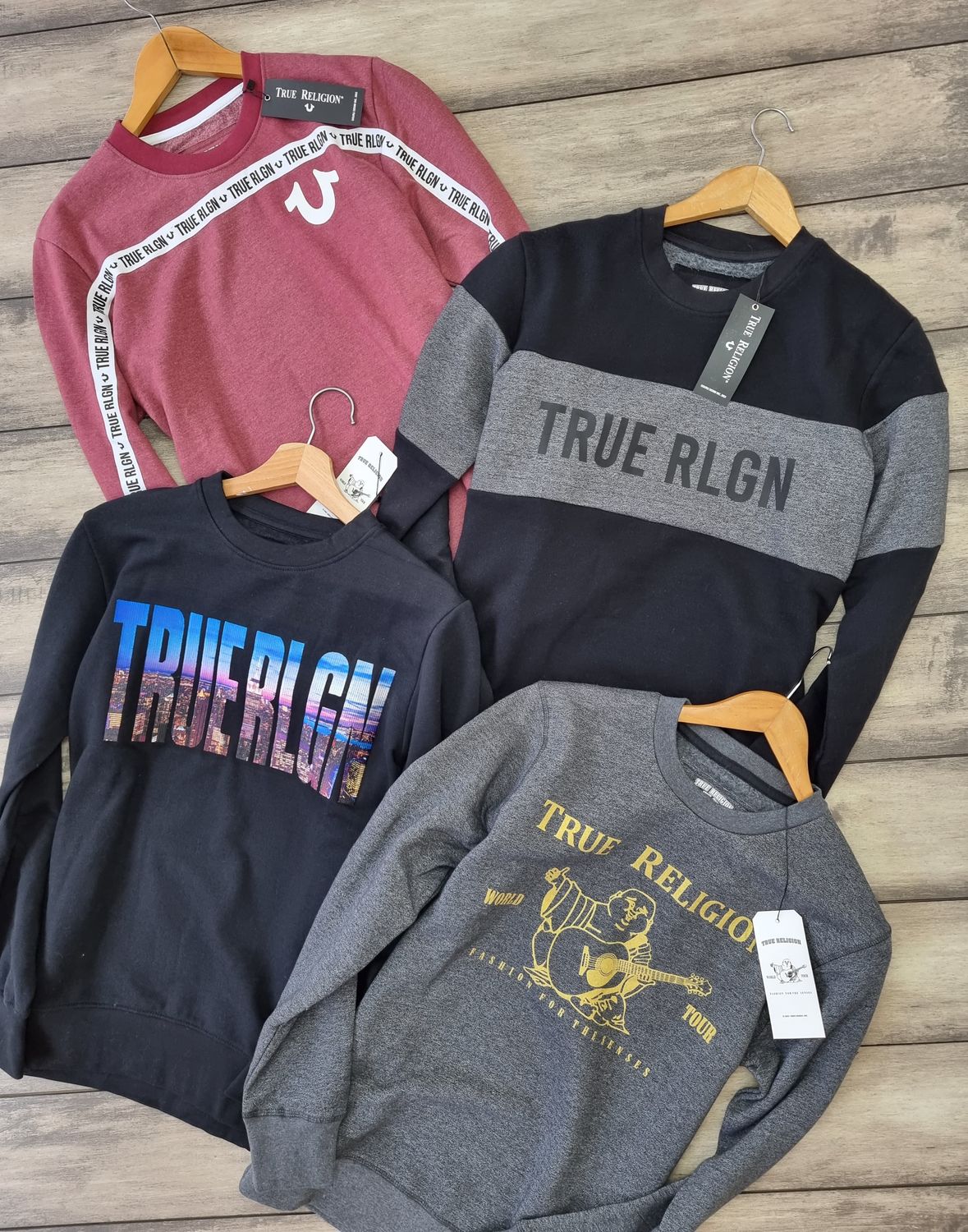 ​True religion Premium Quality Round Neck Full Sleeve Men&#39;s Sweatshirt - 54 Pc