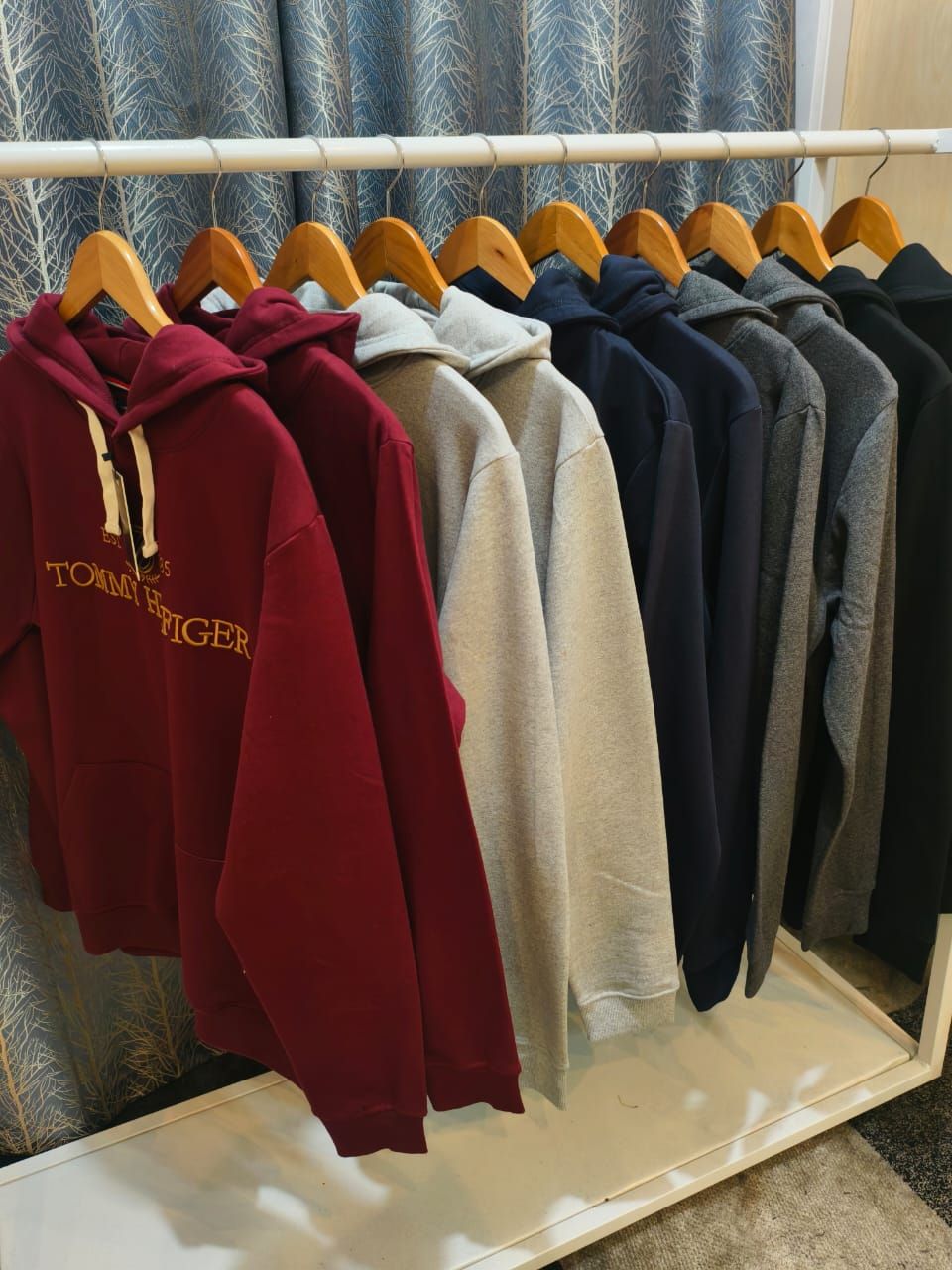 Tommy Hilfiger Premium Quality Cotton Full Sleeve Hooded Pullover - 44 Pc