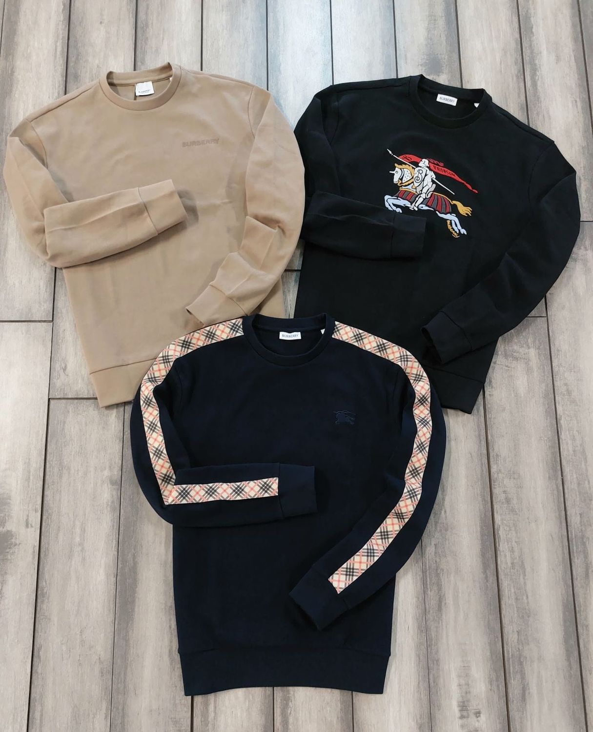 Burberry Premium Quality Round Neck Full Sleeve Men&#39;s Sweatshirt - 40 Pc