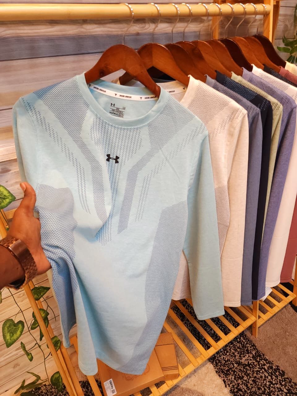 Underarmour Premium Quality Round Neck Full Sleeve Men&#39;s T-Shirt - 44 Pc