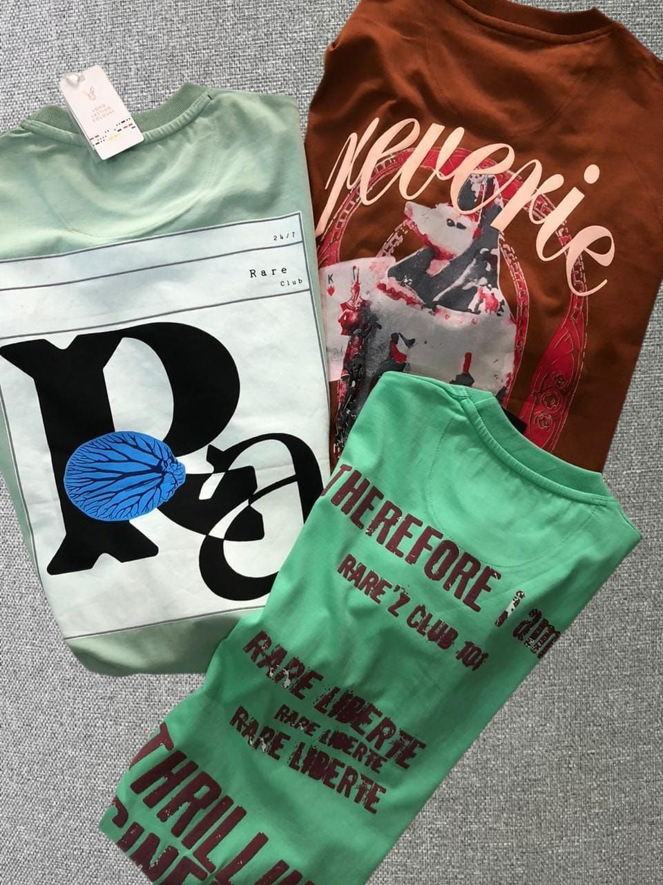 ​Rare Rabbit Premium Quality Lycra Drop Shoulder Crew Neck Half Sleeve Men's T-shirt - 51 Pc