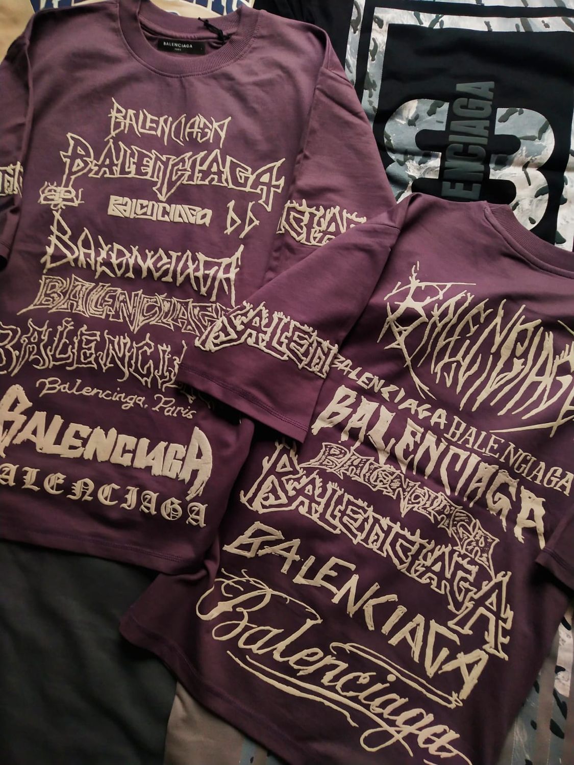 Balenciaga Premium Quality Cotton Oversized Dropshoulder Round Neck Half Sleeve Men's T-shirt - 48 Pc