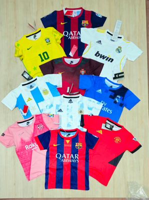 Kid's Round Neck Half Sleeve Kids Football T-shirt - 50 Pc