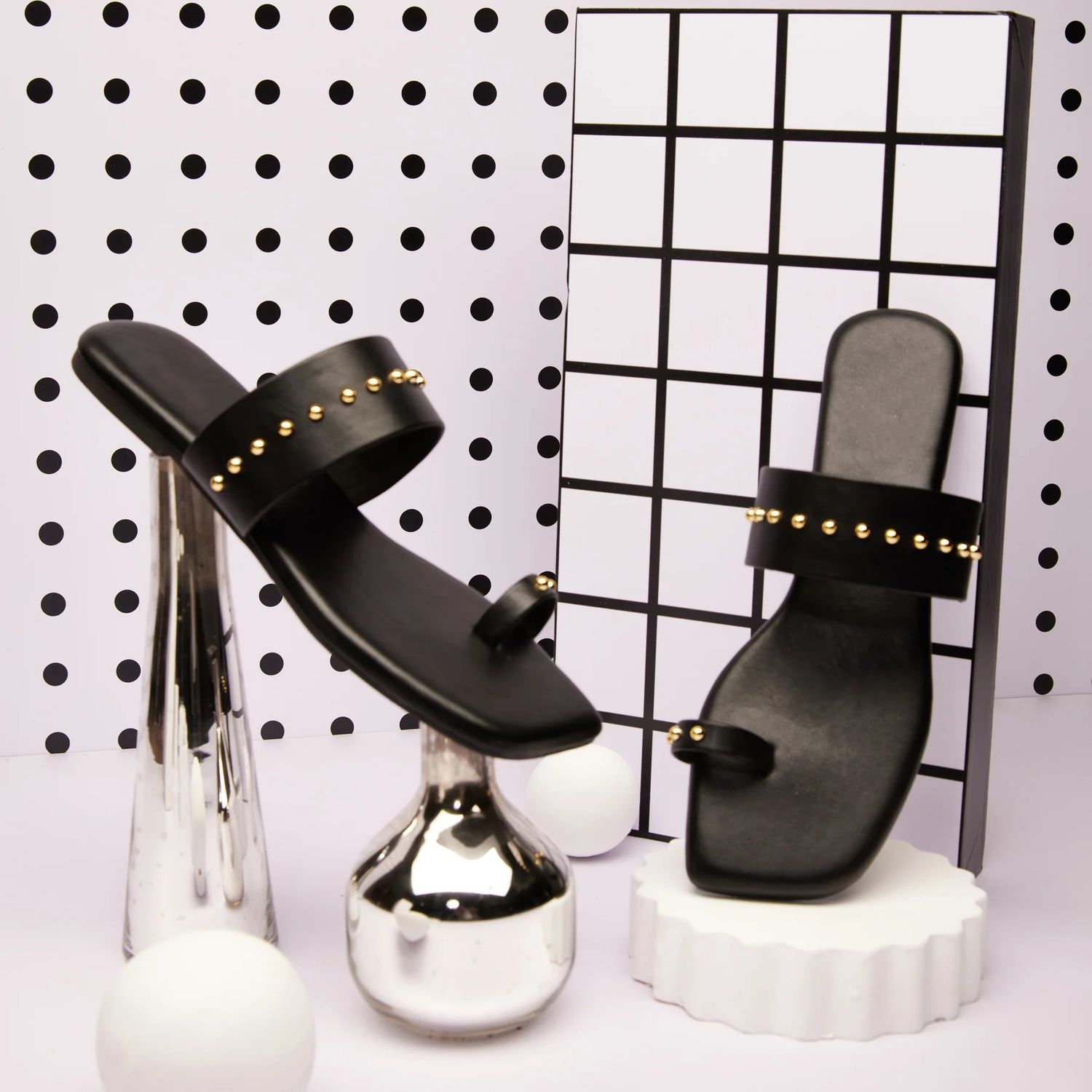 Classic Flat Sandals for Women and Ladies - 90 pair