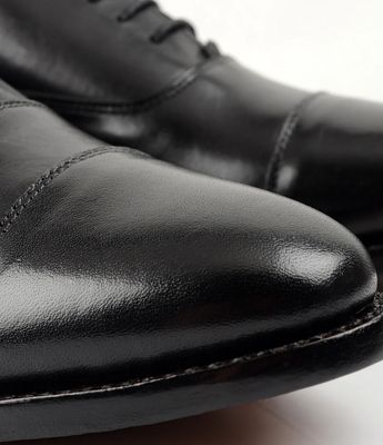 Men’s Oxford Shoes - 90 pair