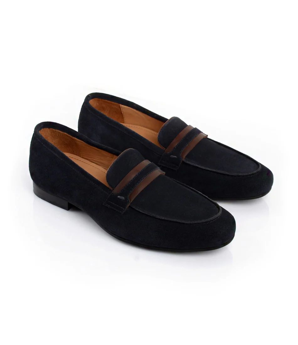 Men’s Loafer Shoes - 90 pair
