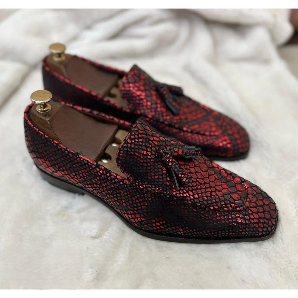 Men’s Loafer Shoes - 90 pair