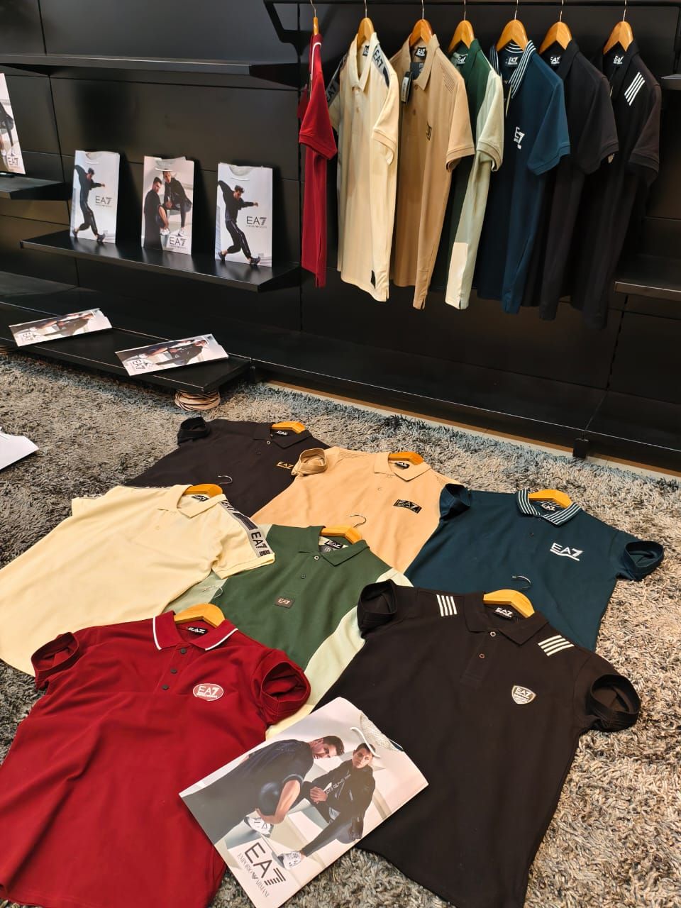 Emporio Aemani Premium Quality Cotton Collar Neck Half Sleeve Men's T-shirt - 60 Pc