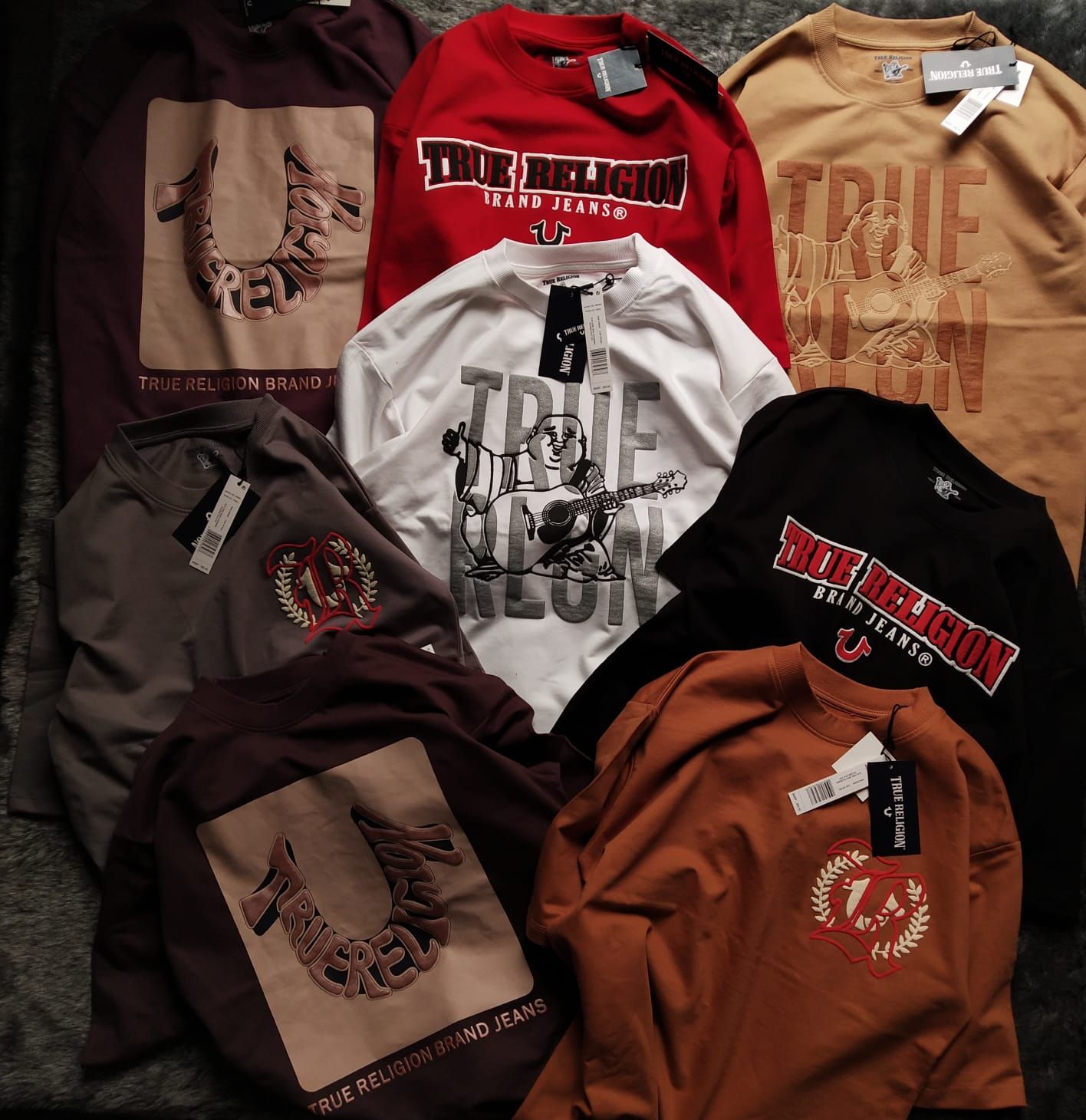 True Religion Oversized Dropsholder Pure Cotton Round Neck Half Sleeve Men's T-shirt  - 66 Pc