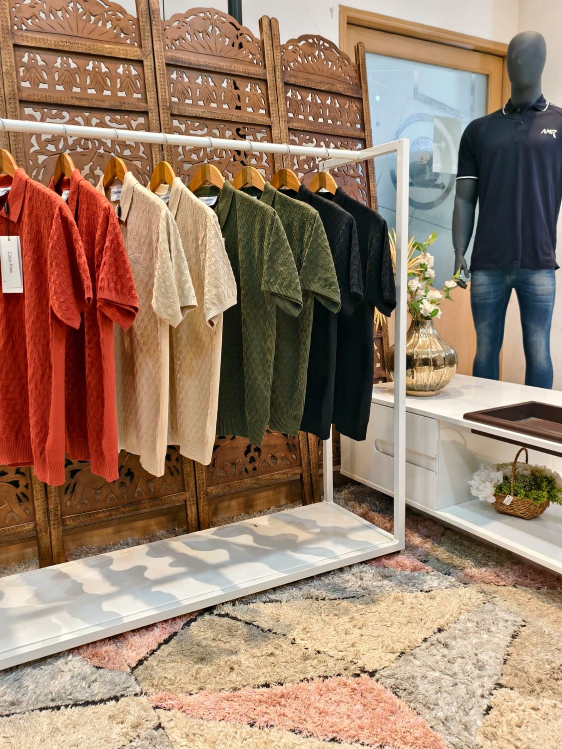 Calvin Klein Premium Quality Collar Neck Half Sleeve Men's T-shirt - 36 Pc