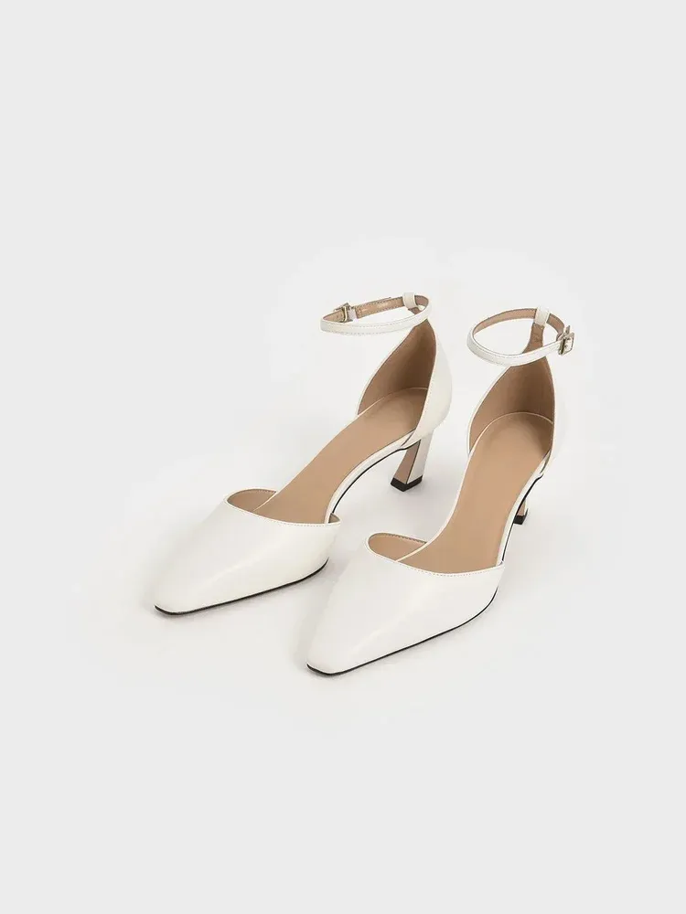 Ladies Heels White - 88 pair