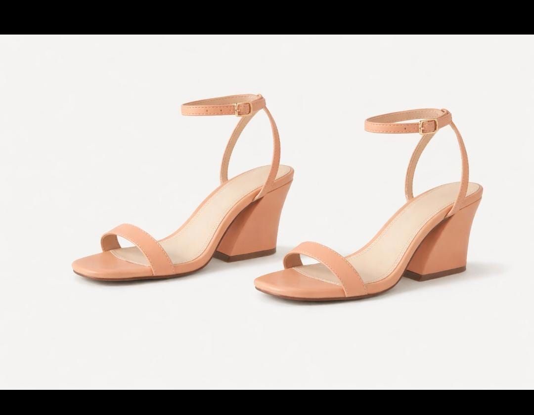 Ladies Sandal Heels Peach - 88 Pair