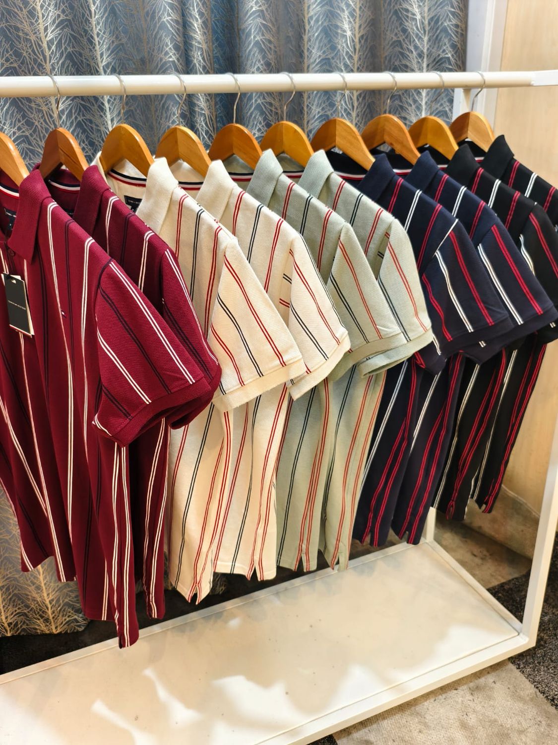 Tommy Hilfiger Premium Quality Cotton Collar Neck Half Sleeve Men's T-shirt - 44 Pc