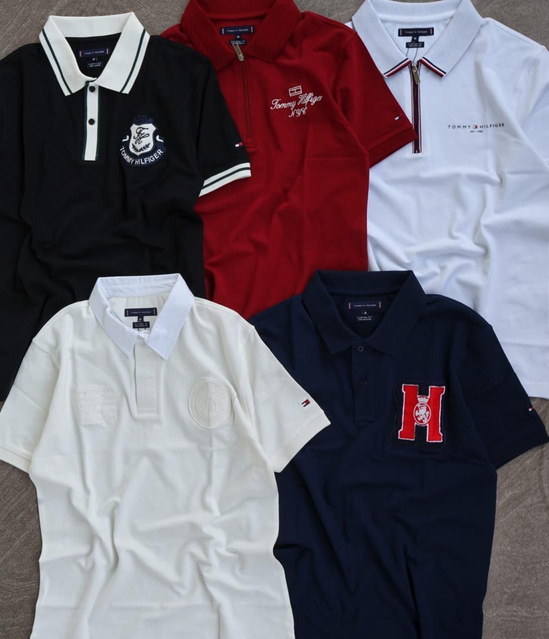 Tommy Premium Quality Collar Neck Half Sleeve Men's T-shirt - 40 Pc
