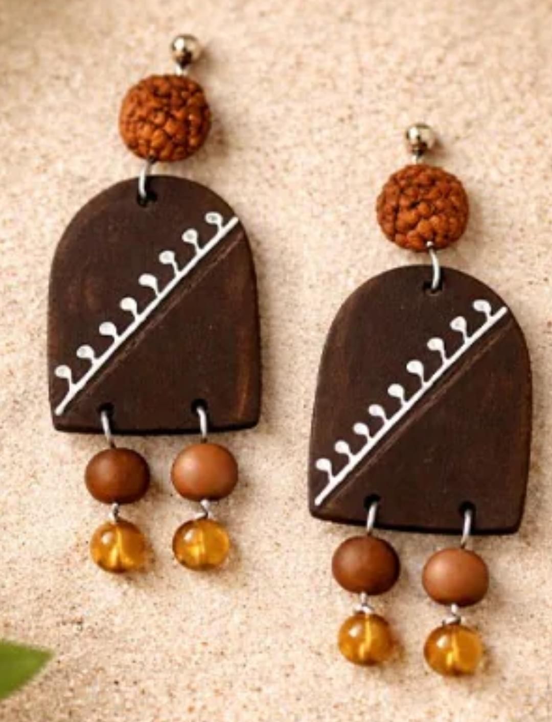 ​Hand made Necklace and earrings combo of 4 offers - 20 pc