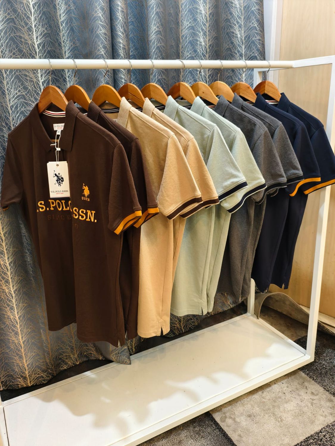 Us Polo Premium Quality Cotton Collar Neck Half Sleeve Men's T-Shirt - 44 Pc