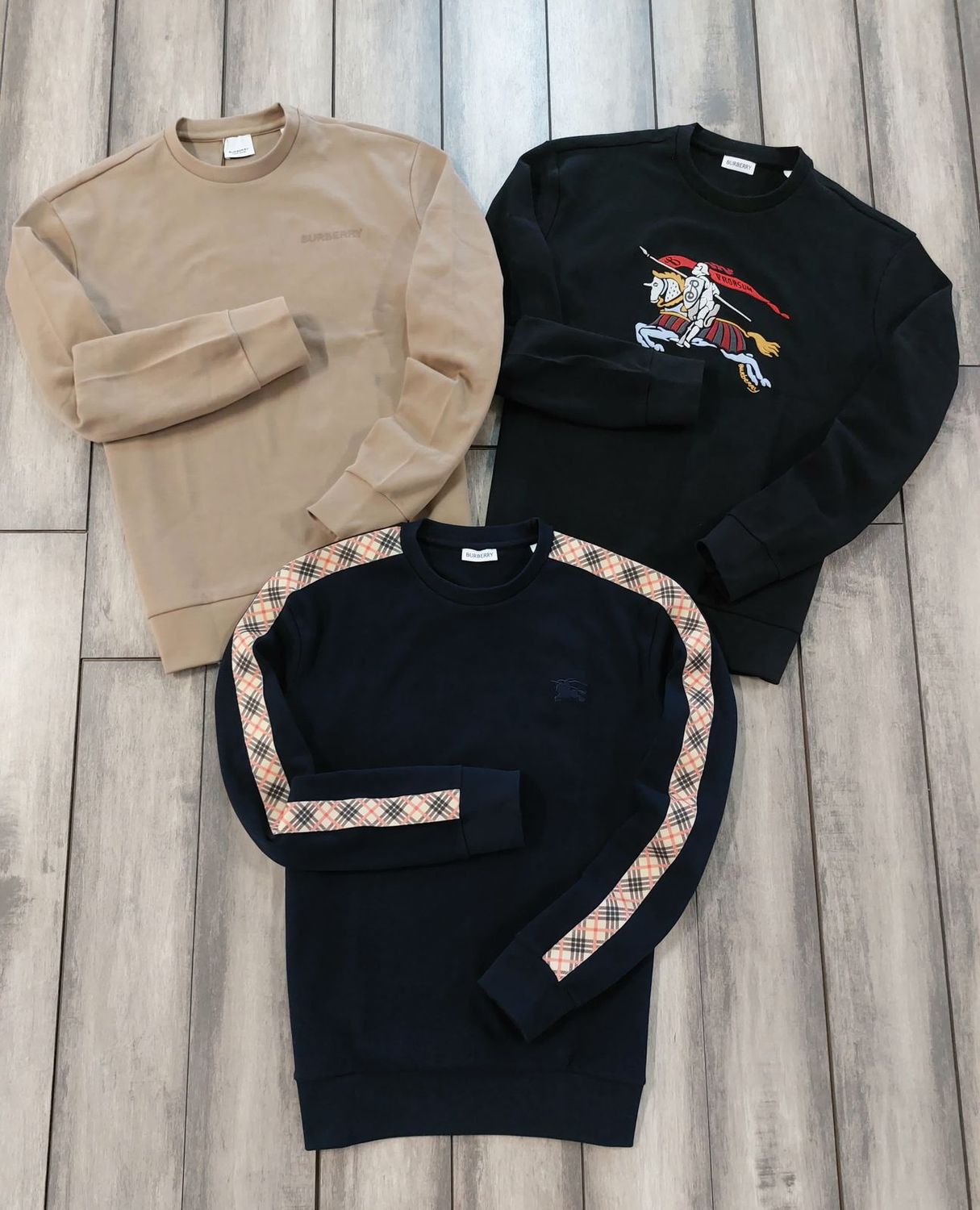 Burberry Premium Quality Round Neck Full Sleeve Men's Sweatshirt - 40 Pc