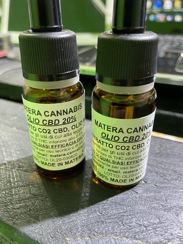 OLIO ESTRATTO DI CBD 20%