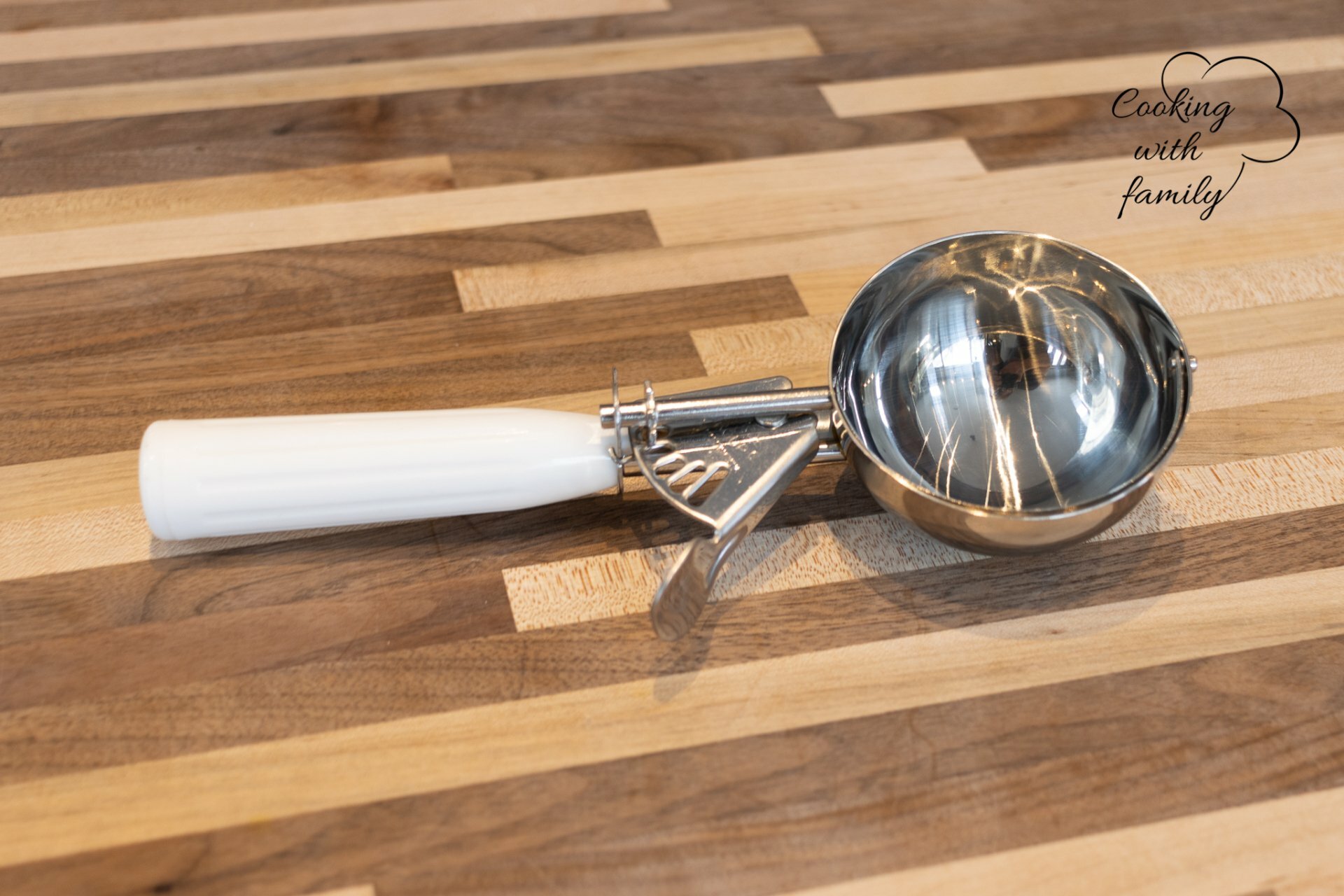 5.33 OZ Disher