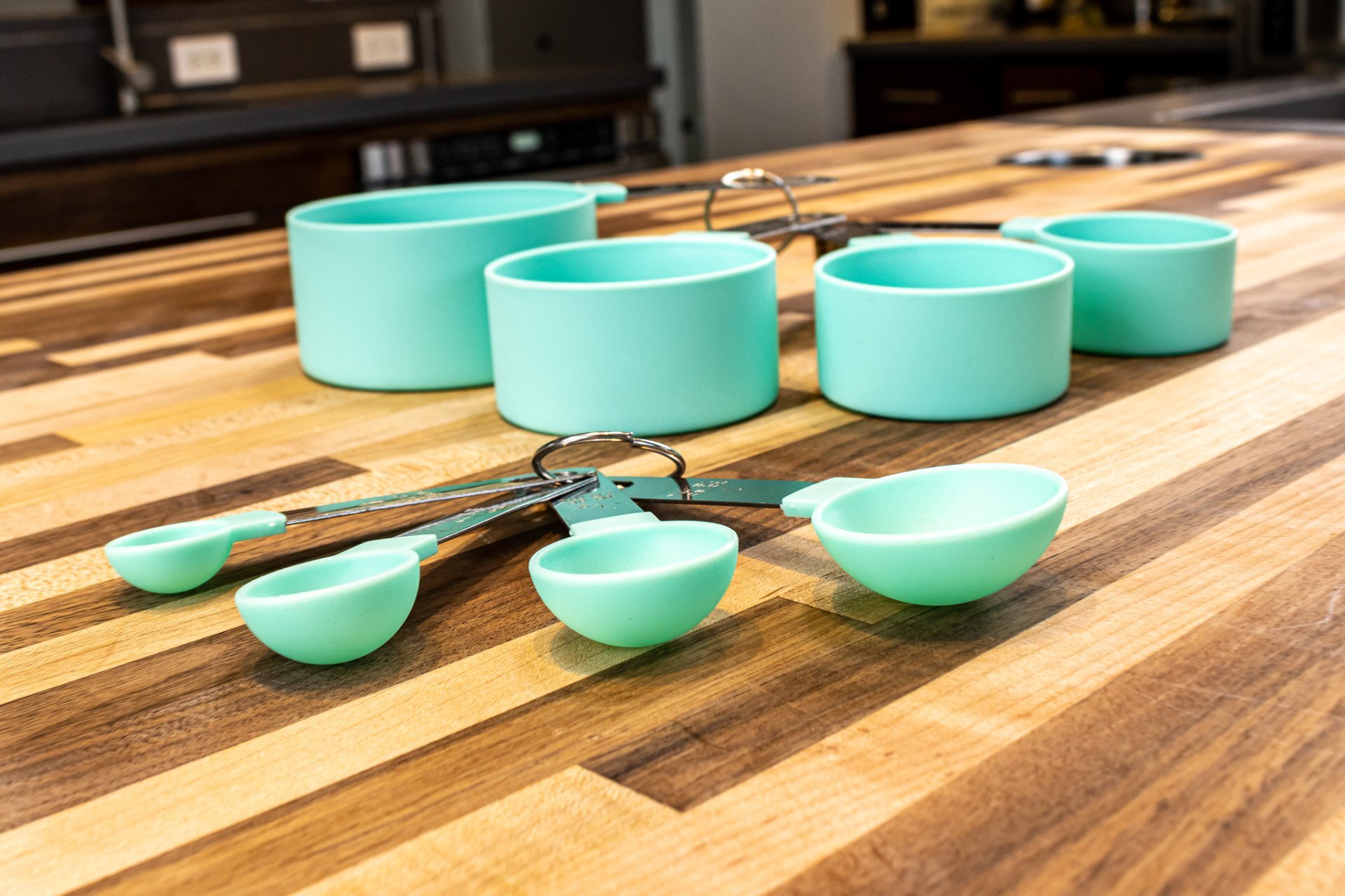 8 PCS Set of Measuring Cups and Spoons- Teal