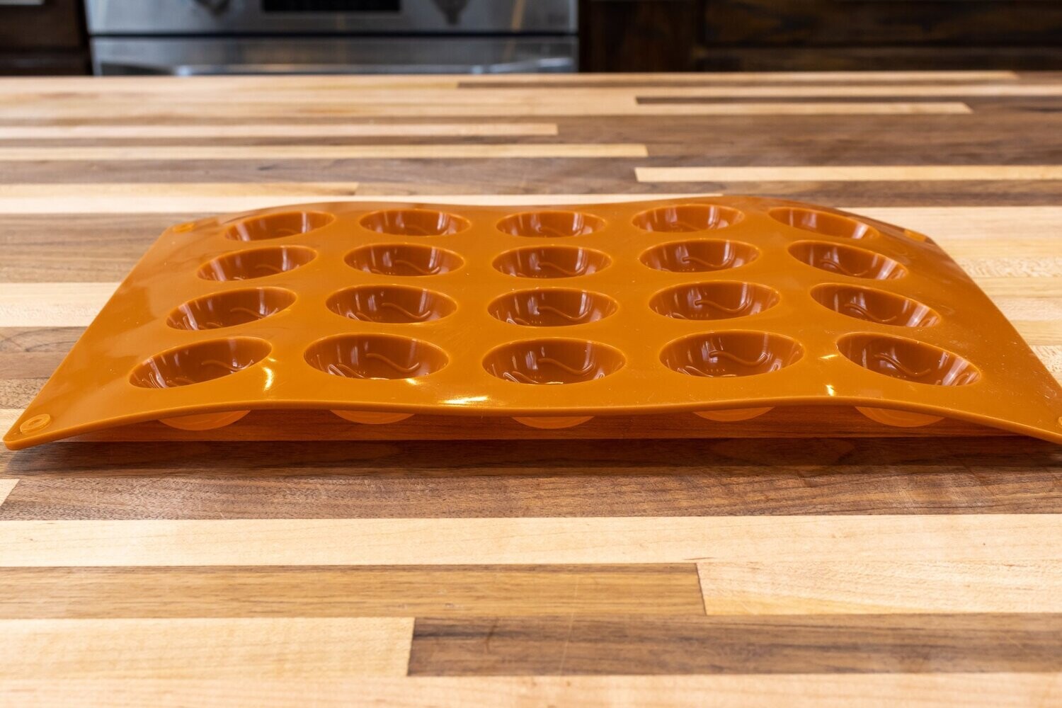 20 Compartment Silicone Cookies/Candy Walnut Mold