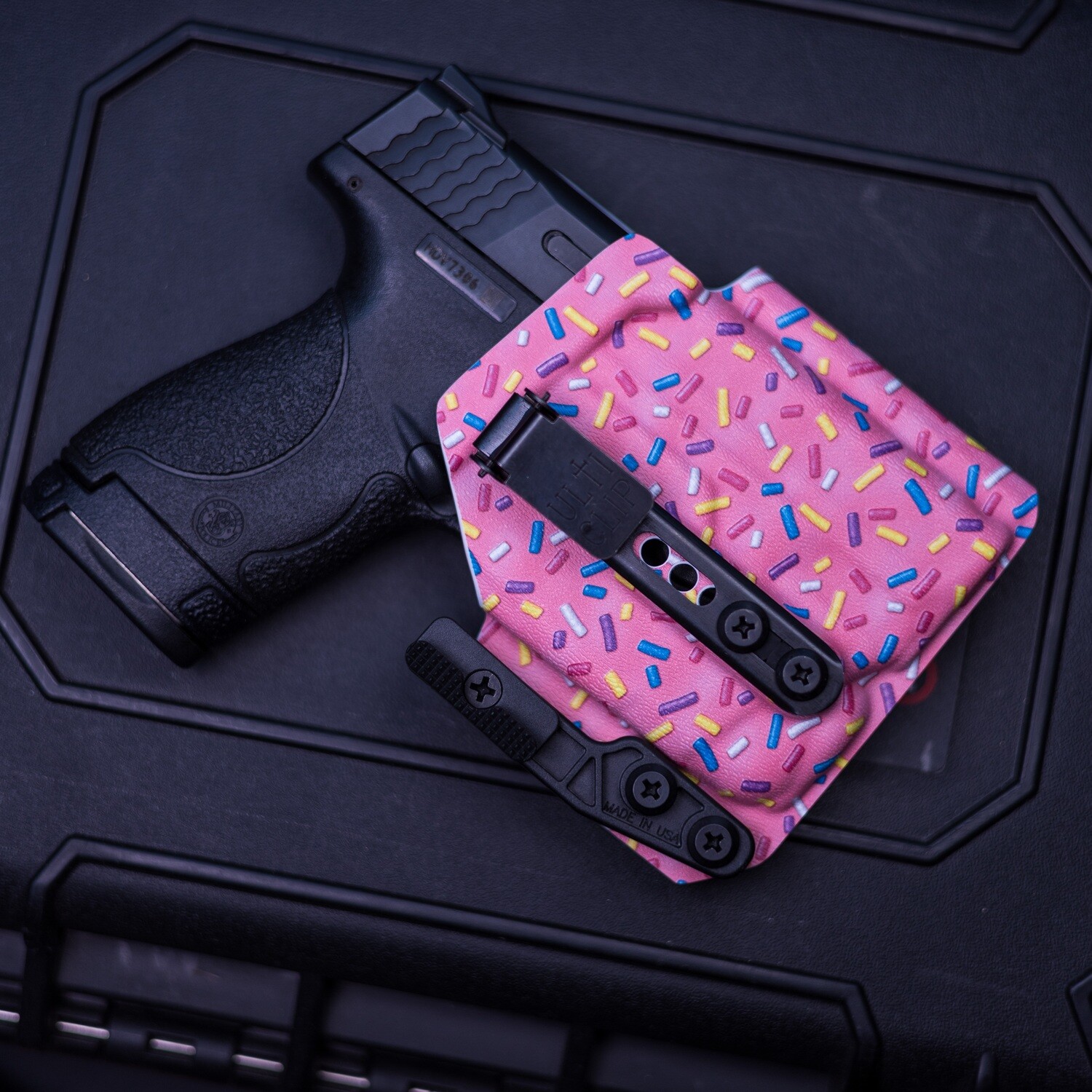 Beltless holster online