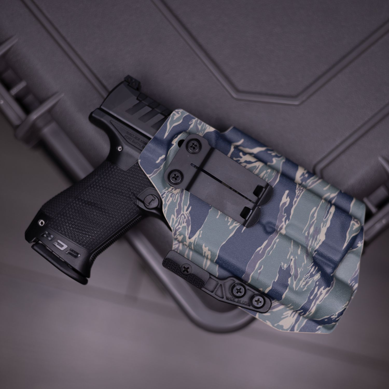 Standard IWB holster for Walther PDP With Holosun P.ID This holster has the DCC Monoblock and concealment claw and Tiger Stripe Camo