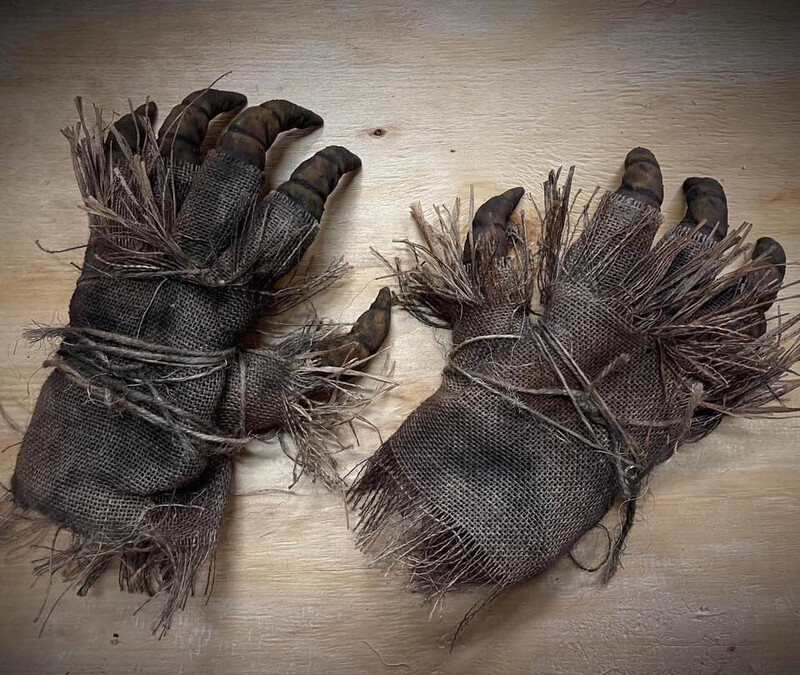 Scarecrow Gloves