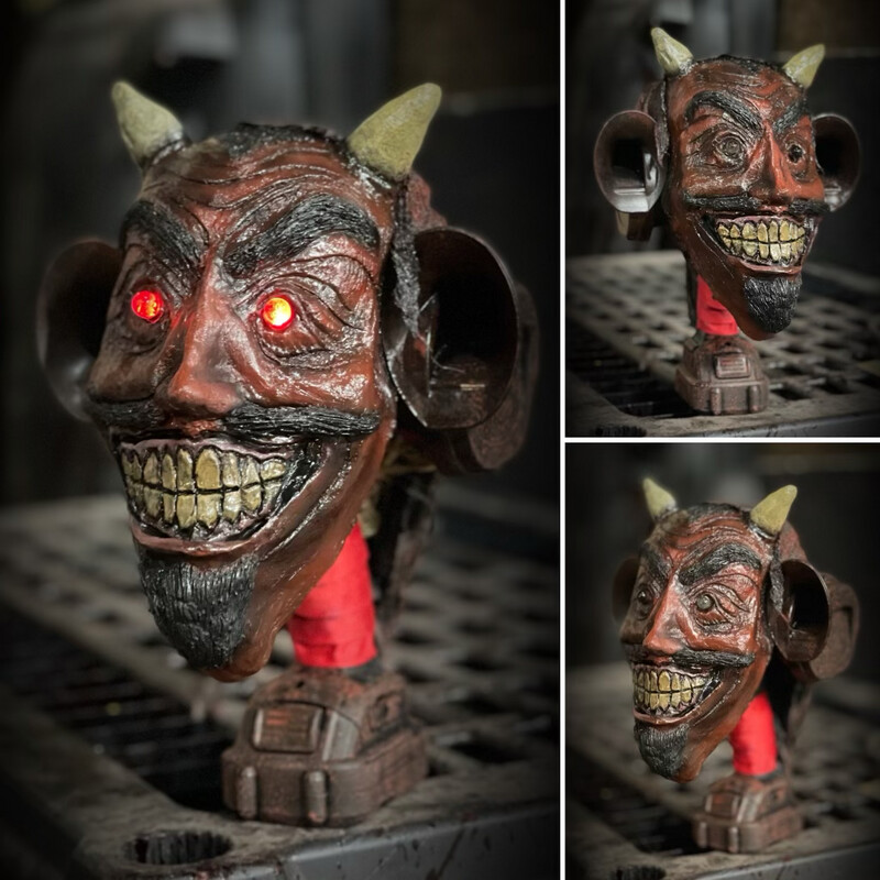 Devil Horn
