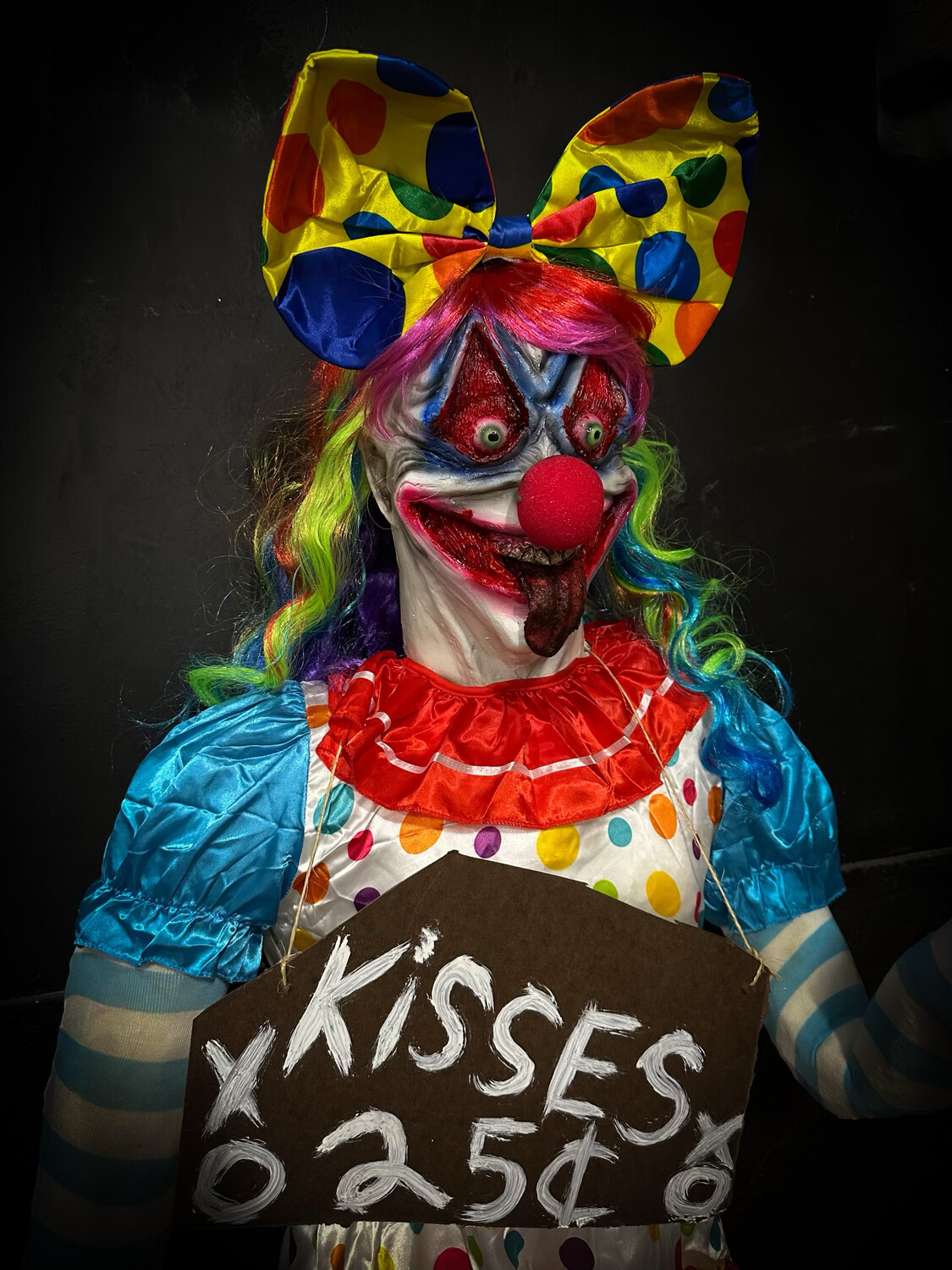 Kissing Booth Clown Super Flex