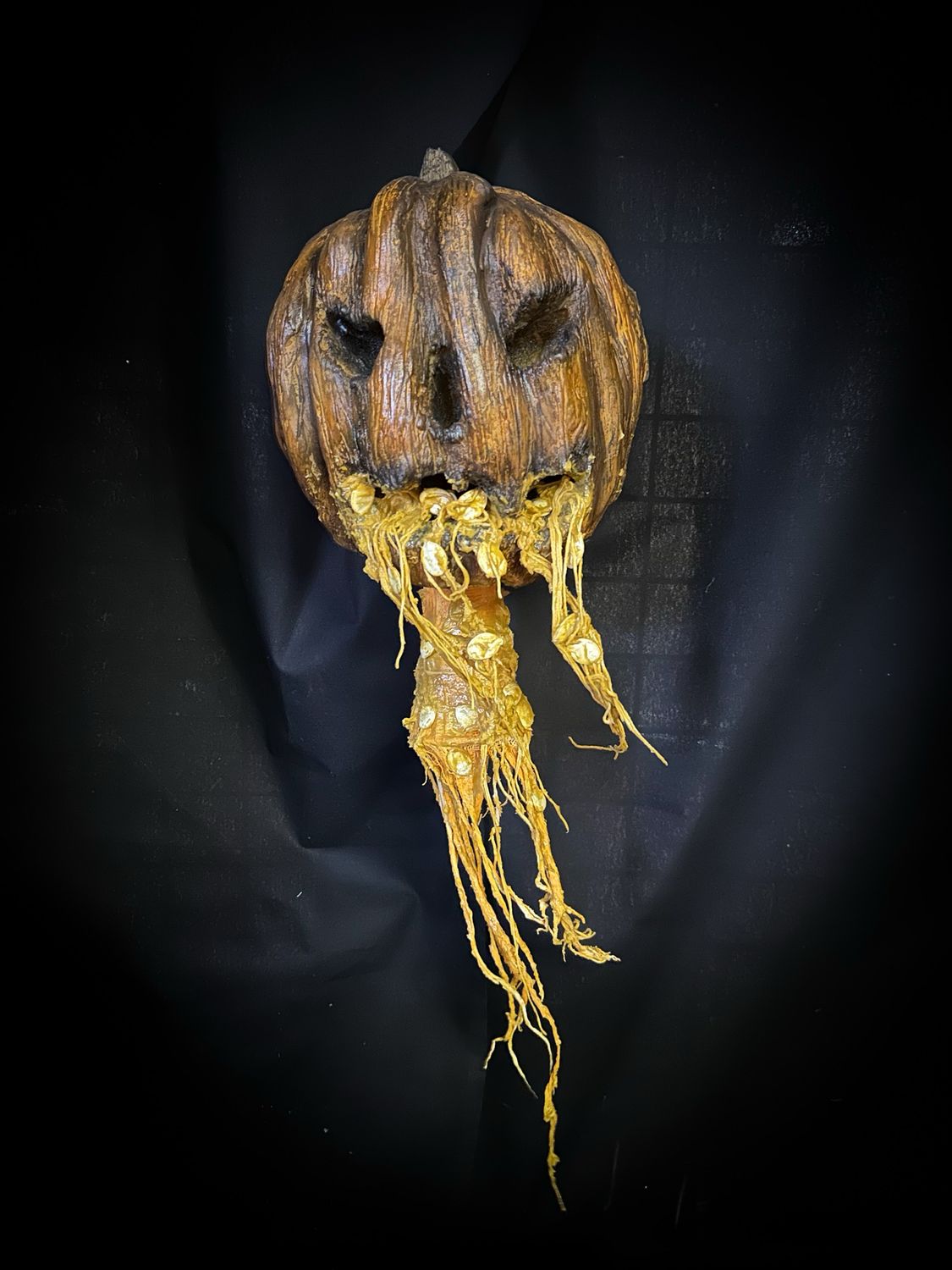 Rotten Pumpkin Screamer Horn