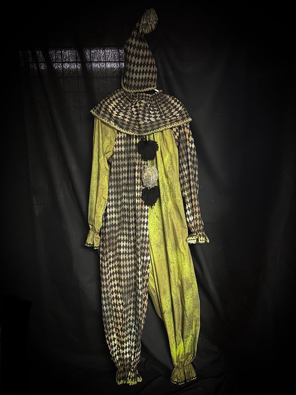 XL Vintage Clown - As Shown