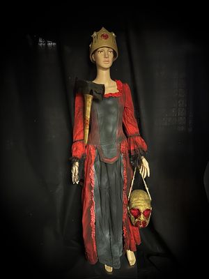 Red Queen - Size Medium