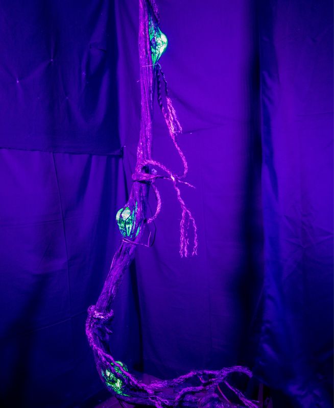 Mega Glow Vine