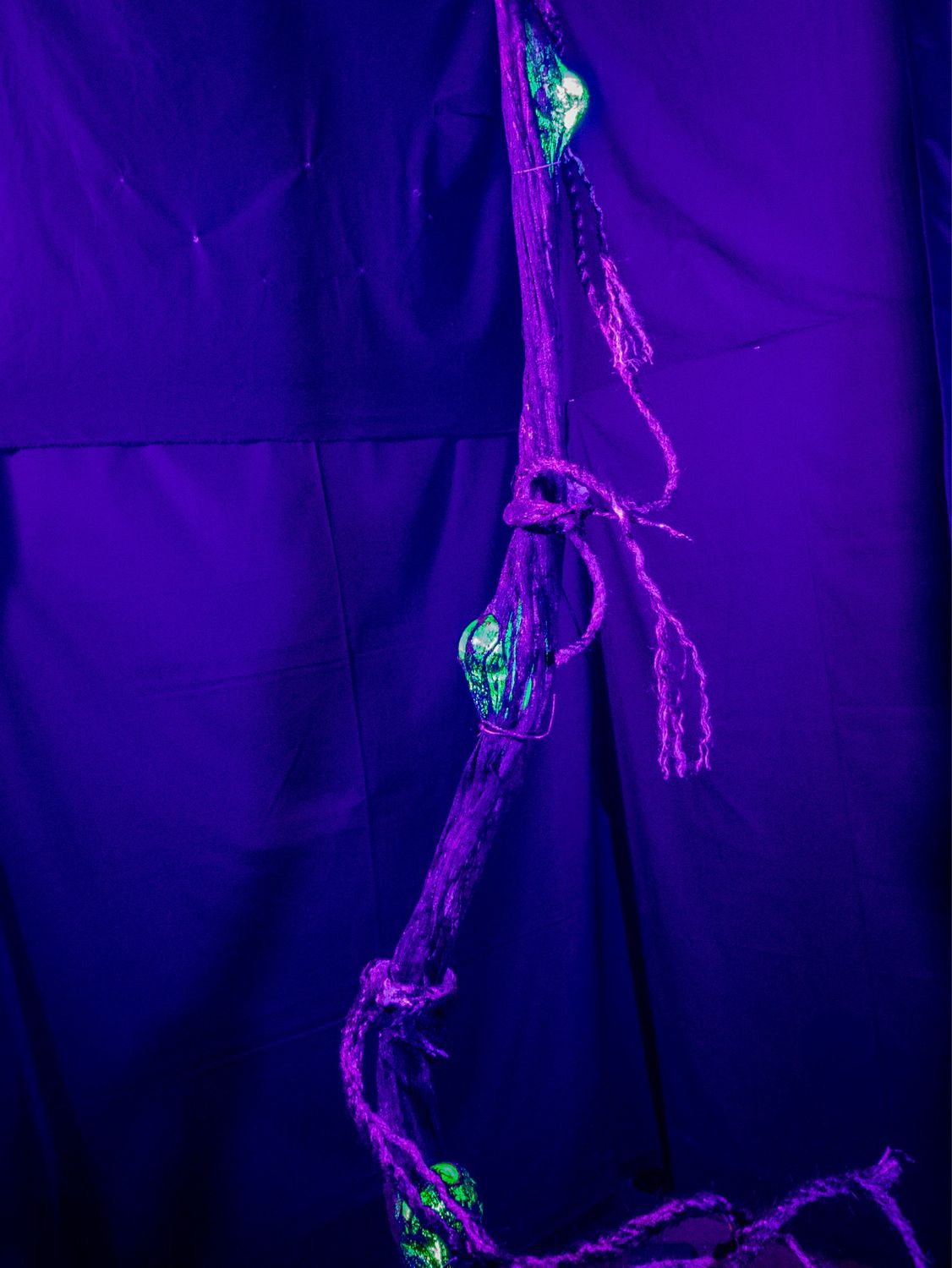 Mega Glow Vine