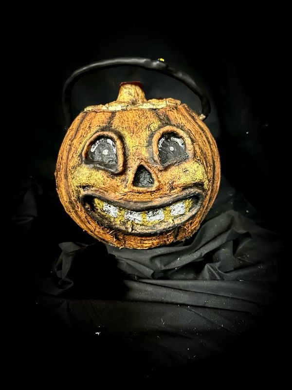 Candy Bucket Horn - Smiler