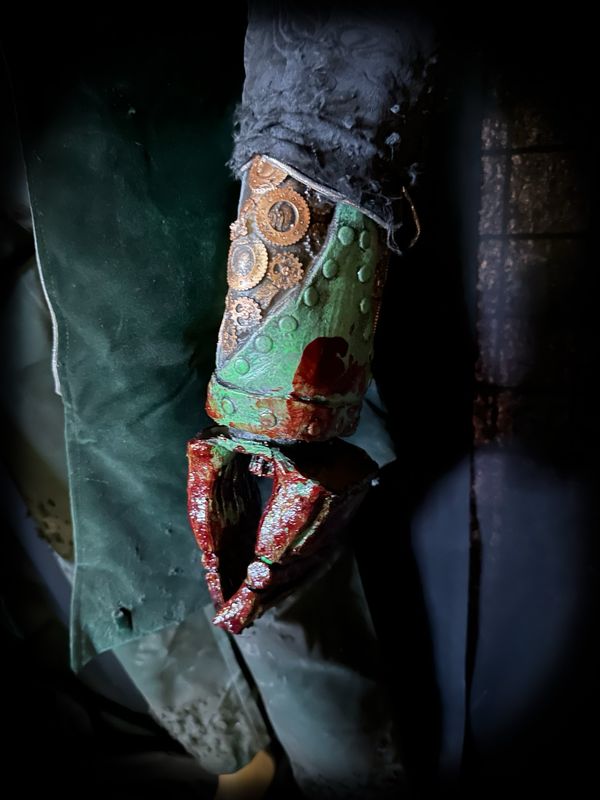 The Wizard's Mechanical Claw