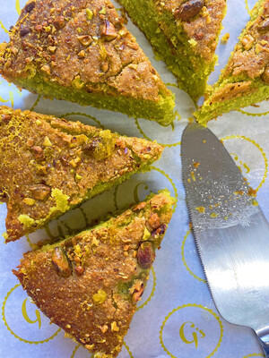 Orange And Pistachio Cake
