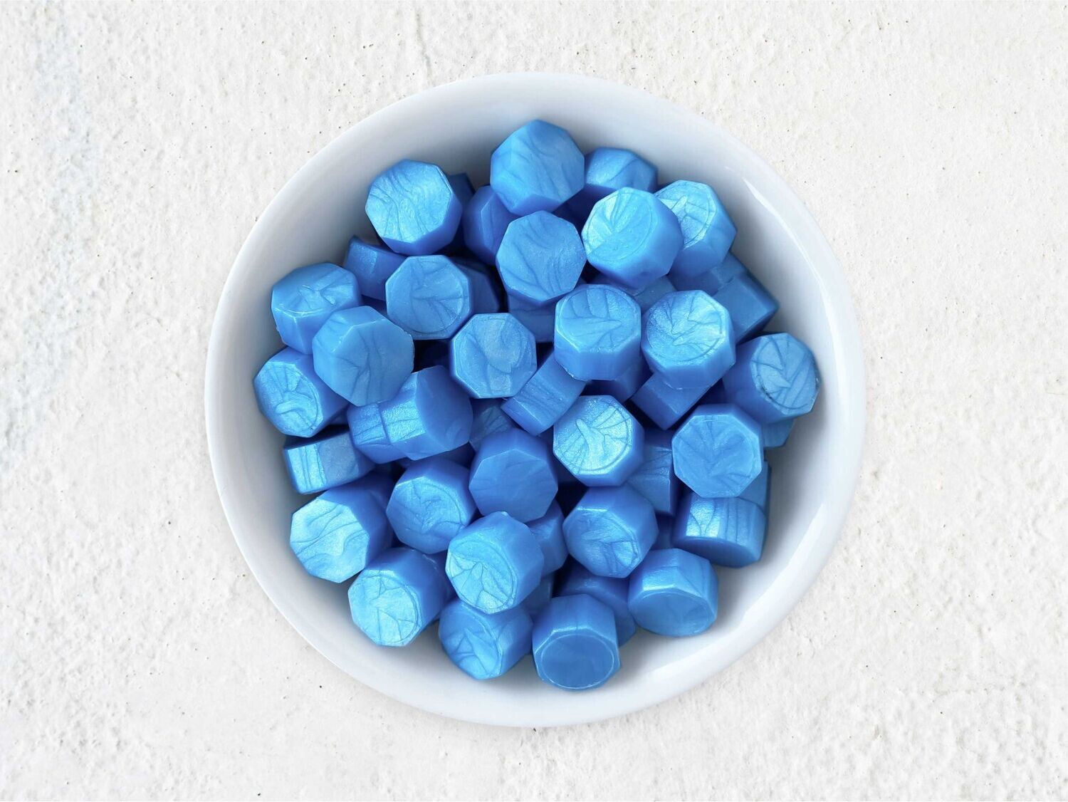 Siegelwachs in Perlen - Eisblau - Granulat, Menge: 25g (ca. 80 Perlen)