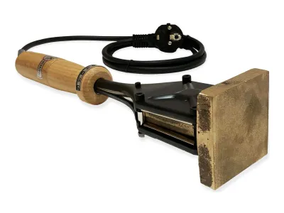 Brennstempel &quot;Würde unantastbar&quot;