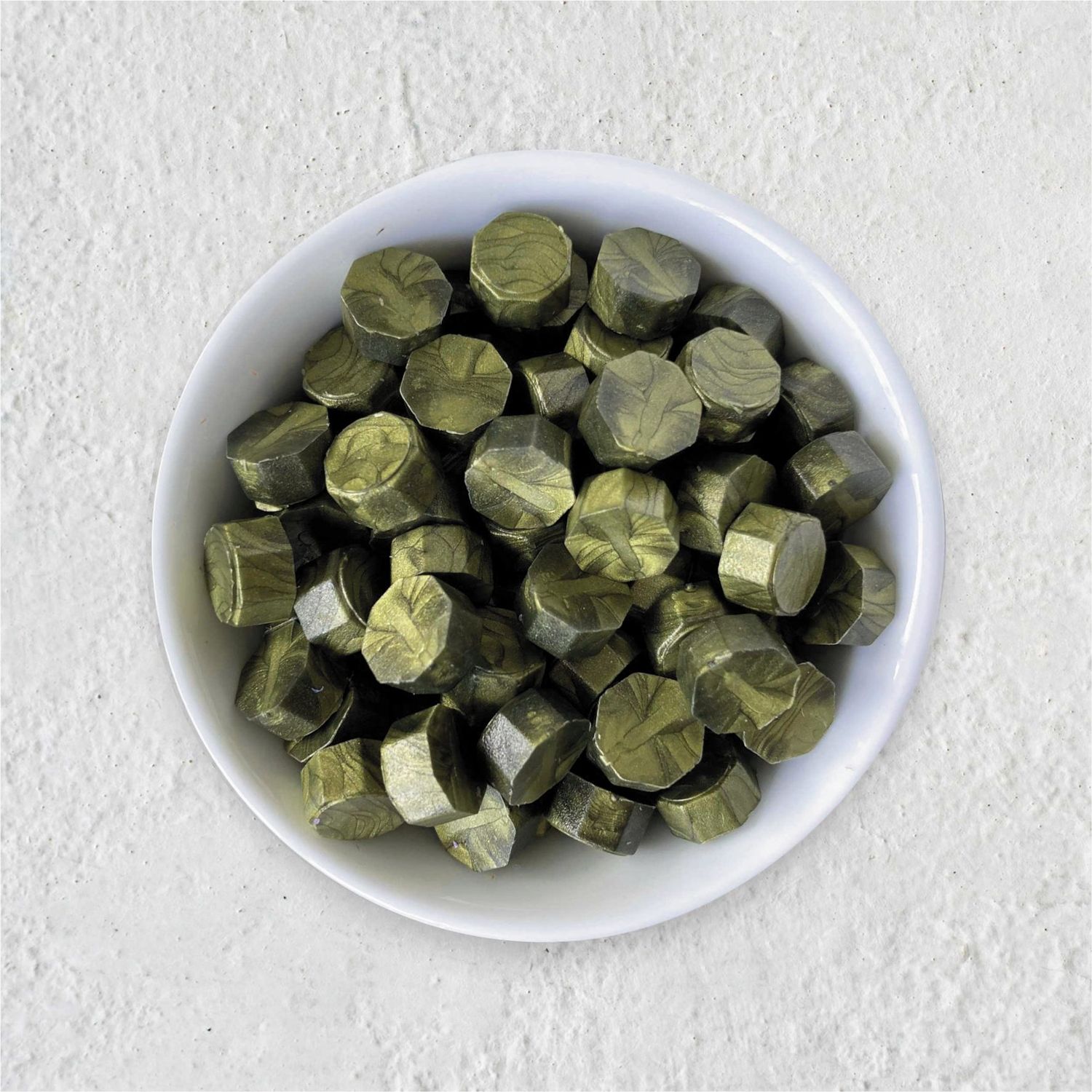 Siegelwachs in Perlen - Grüngold - Granulat