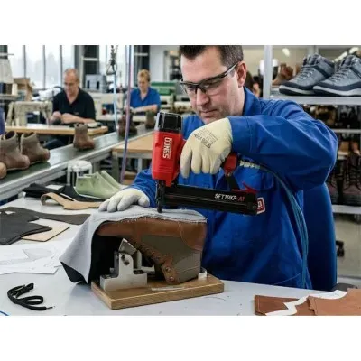 Klammern für Textilien und Schuhe