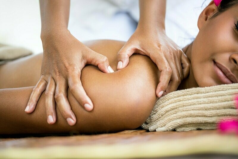 Ganzkörpermassage  

60 Mins